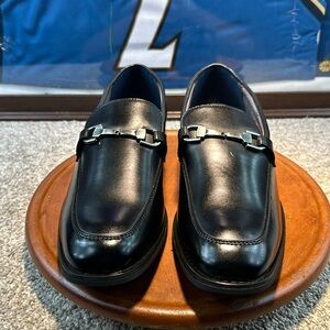 New Bruno Marc dress shoes men’s size 7